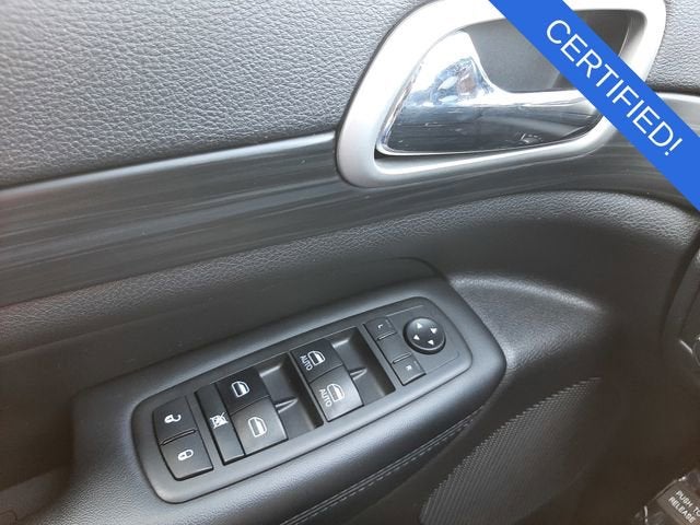 2021 Jeep Grand Cherokee Laredo X 4x4