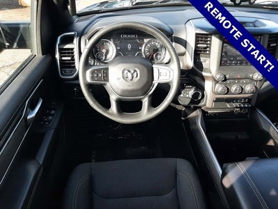 2019 RAM 1500 Big Horn/Lone Star Crew Cab 4x4 5'7" Box