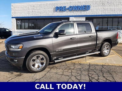 2019 RAM 1500 Big Horn/Lone Star Crew Cab 4x4 5'7" Box