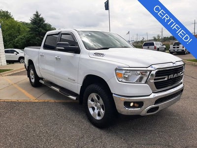 2019 RAM 1500 Big Horn/Lone Star Crew Cab 4x4 5'7" Box