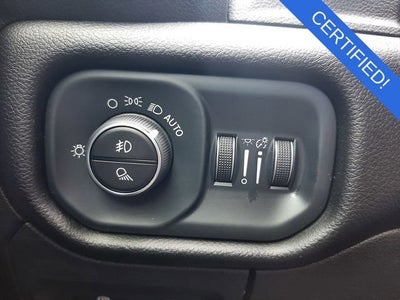 2019 RAM 1500 Big Horn/Lone Star Crew Cab 4x4 5'7" Box