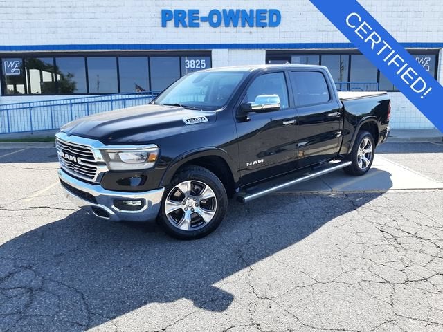 2020 RAM 1500 Laramie Crew Cab 4x4 5'7" Box