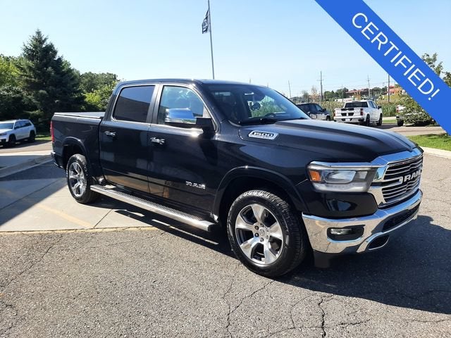 2020 RAM 1500 Laramie Crew Cab 4x4 5'7" Box
