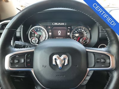 2020 RAM 1500 Laramie Crew Cab 4x4 5'7" Box