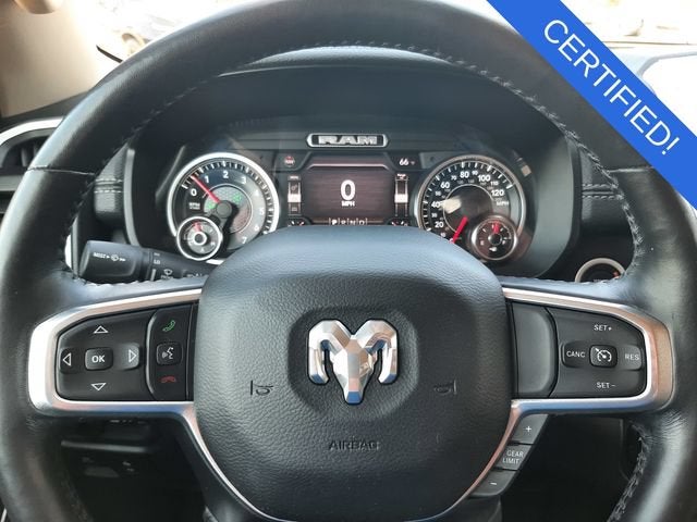 2020 RAM 1500 Laramie Crew Cab 4x4 5'7" Box
