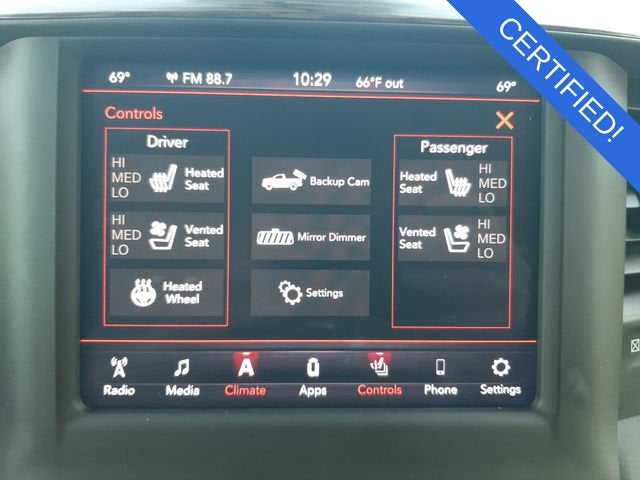 2020 RAM 1500 Laramie Crew Cab 4x4 5'7" Box