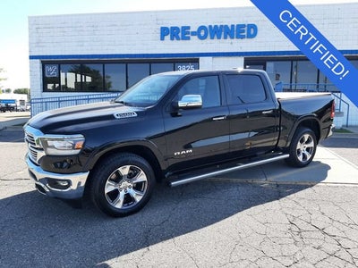 2020 RAM 1500 Laramie Crew Cab 4x4 5'7" Box