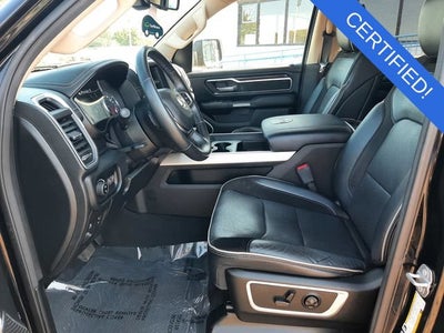 2020 RAM 1500 Laramie Crew Cab 4x4 5'7" Box