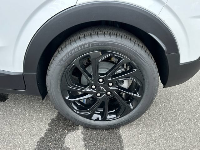 2027 Chevrolet Bolt RS - Photo 11