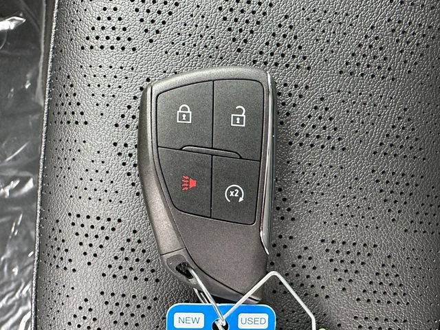 2027 Chevrolet Bolt RS - Photo 6