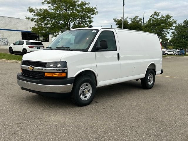 2025 Chevrolet Express Cargo Work Van - Photo 25