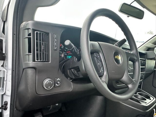 2025 Chevrolet Express Cargo Work Van - Photo 39