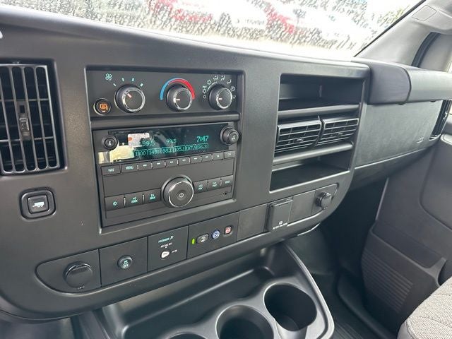 2025 Chevrolet Express Cargo Work Van - Photo 44