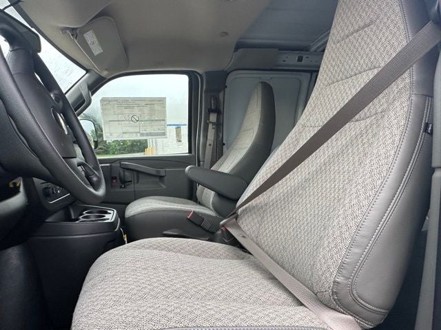 2025 Chevrolet Express Cargo Work Van - Photo 46