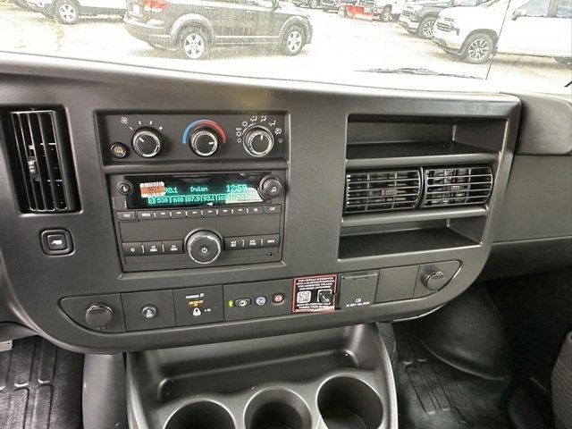 2025 Chevrolet Express Cargo 2500 WT