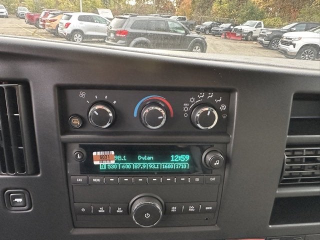 2025 Chevrolet Express Cargo 2500 WT