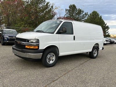 2025 Chevrolet Express Cargo 2500 WT