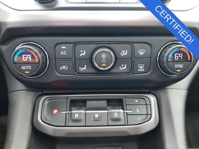 2021 GMC Acadia AT4