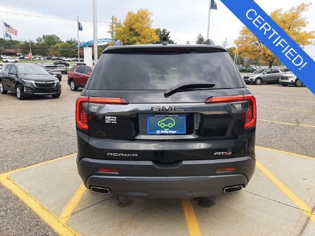 2021 GMC Acadia AT4
