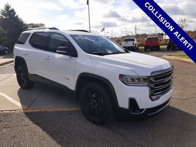 2023 GMC Acadia AT4
