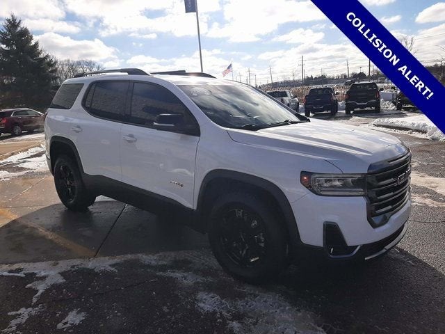 2023 GMC Acadia AT4