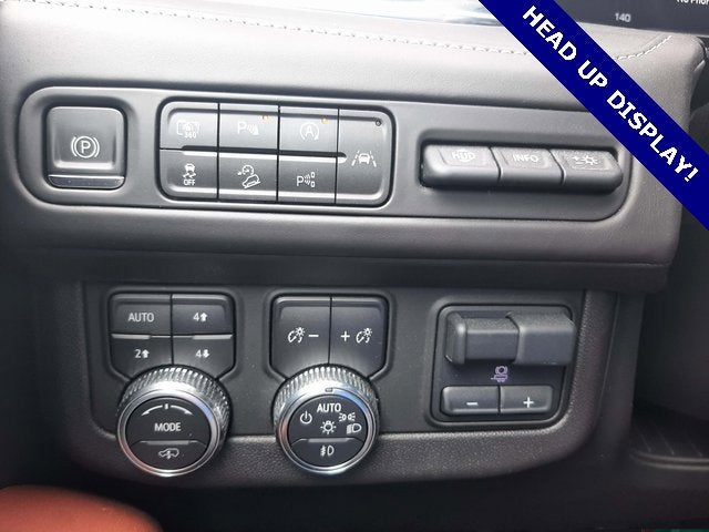 2023 GMC Yukon Denali Ultimate