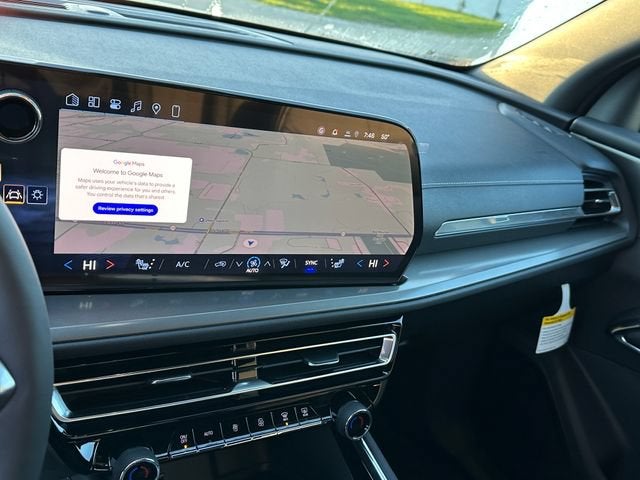 2027 Chevrolet Traverse LT - Photo 25