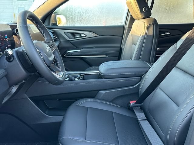 2027 Chevrolet Traverse LT - Photo 26