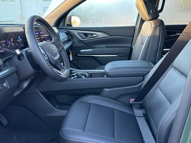2027 Chevrolet Traverse LT - Photo 8
