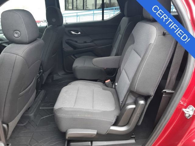 2022 Chevrolet Traverse LT Cloth