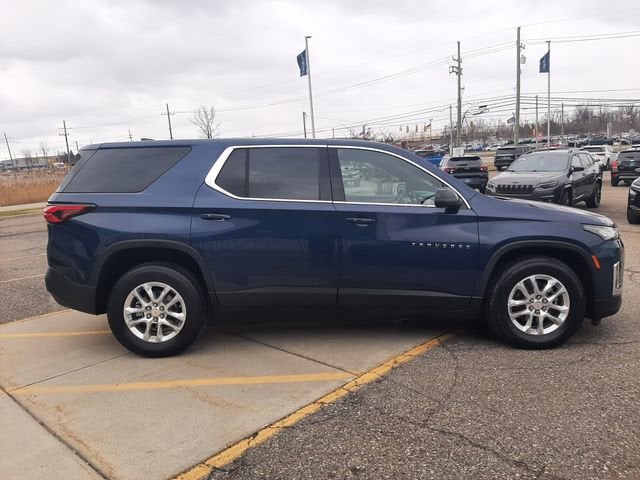 2023 Chevrolet Traverse LS