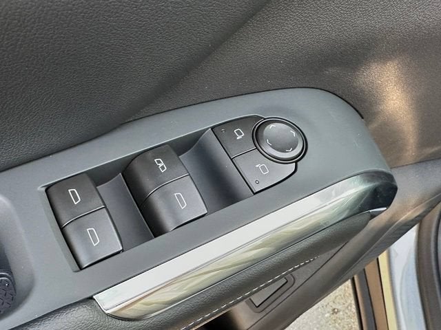 2026 Chevrolet Traverse LT - Photo 14