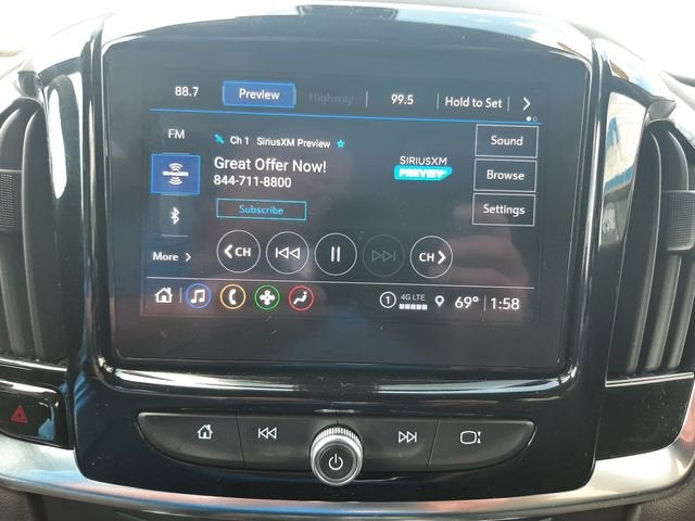 2023 Chevrolet Traverse LT Cloth