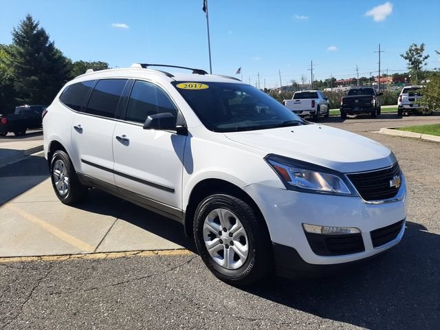 2017 Chevrolet Traverse LS