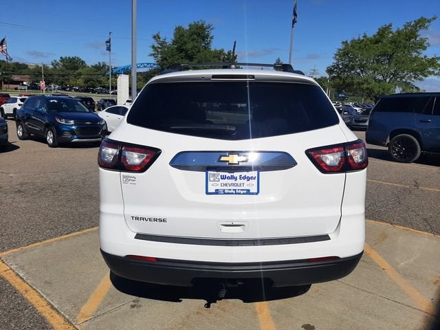 2017 Chevrolet Traverse LS
