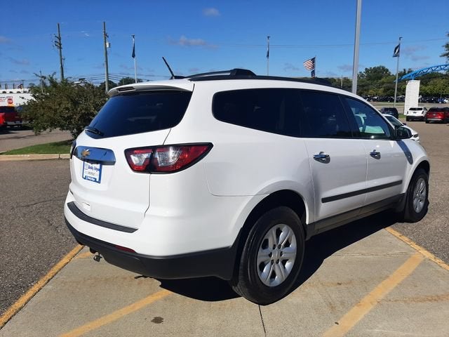 2017 Chevrolet Traverse LS