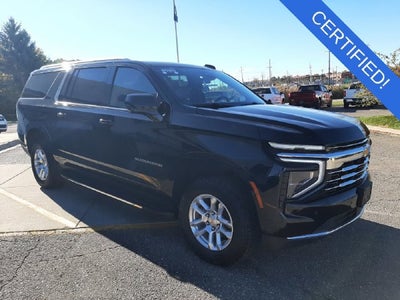 2025 Chevrolet Suburban LT