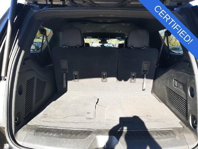 2025 Chevrolet Suburban LT