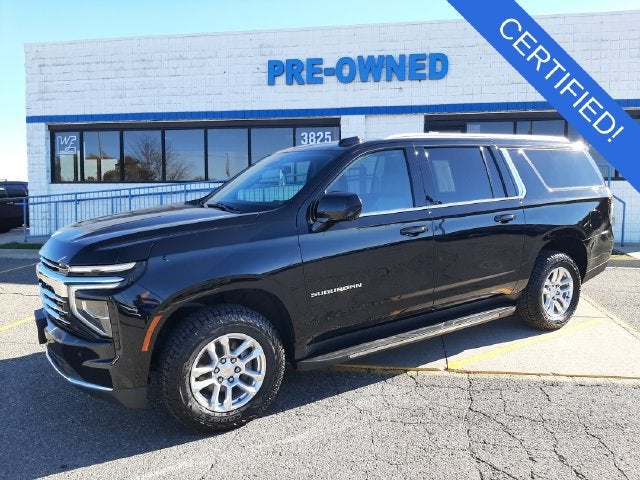 2025 Chevrolet Suburban LT