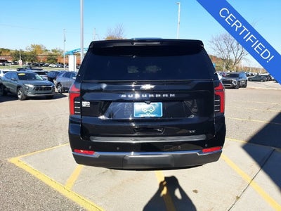 2025 Chevrolet Suburban LT