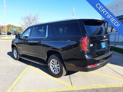 2025 Chevrolet Suburban LT