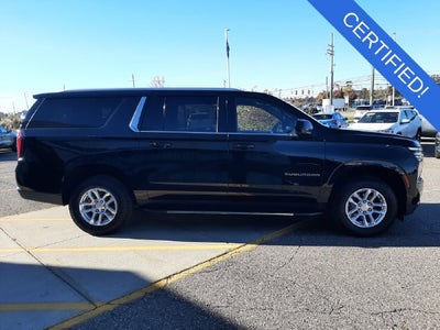 2025 Chevrolet Suburban LT