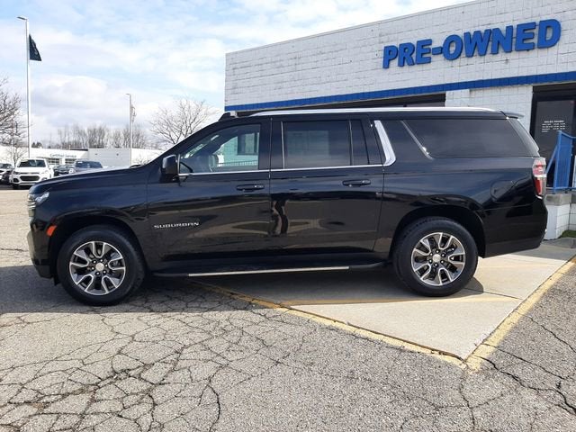 2023 Chevrolet Suburban LS