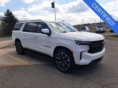 2023 Chevrolet Suburban RST