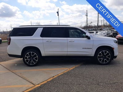 2023 Chevrolet Suburban RST