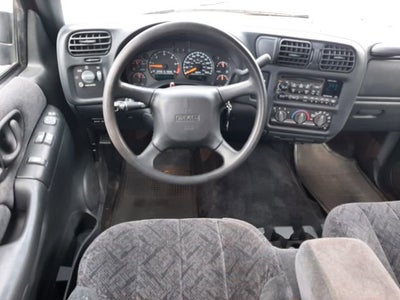 2001 GMC Sonoma SLS w/1SG Pkg