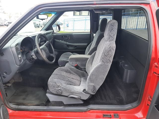 2001 GMC Sonoma SLS w/1SG Pkg