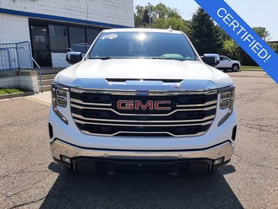 2022 GMC Sierra 1500 SLT