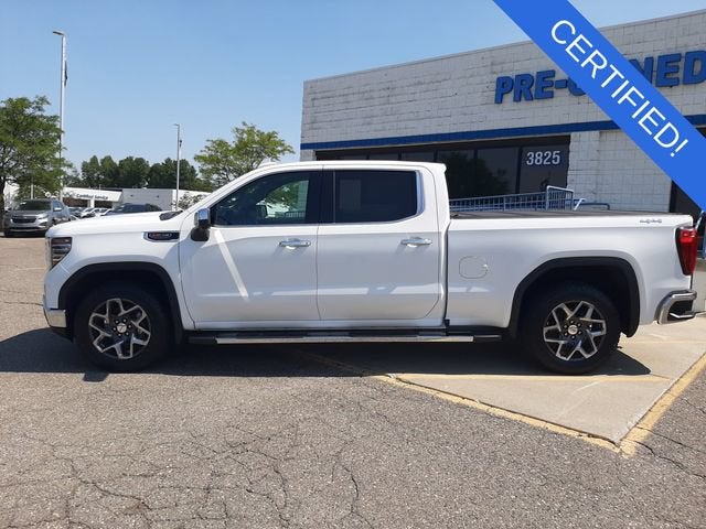 2022 GMC Sierra 1500 SLT
