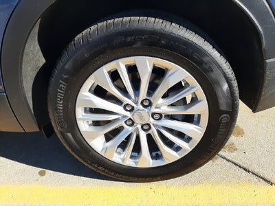2024 Cadillac XT4 Luxury